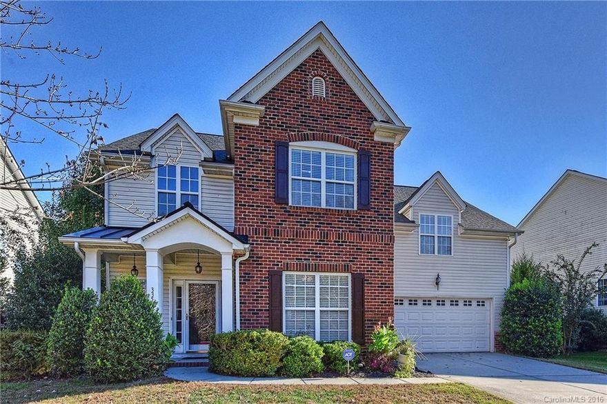 Hurry to see this great home located in much sought after Regent Park. Hardwood floors greet you as you enter the home & extend into the formal dining room, kitchen & breakfast area. Extensive wainscoting, granite, tile backsplash & stainless steal appliances also adorn this home. The master w/tray ceiling & Jacuzzi tub located on upper level along w/3 other bedrooms. New carpeting has just been installed as well.  Easy access to Charlotte and located in an award winning school district.