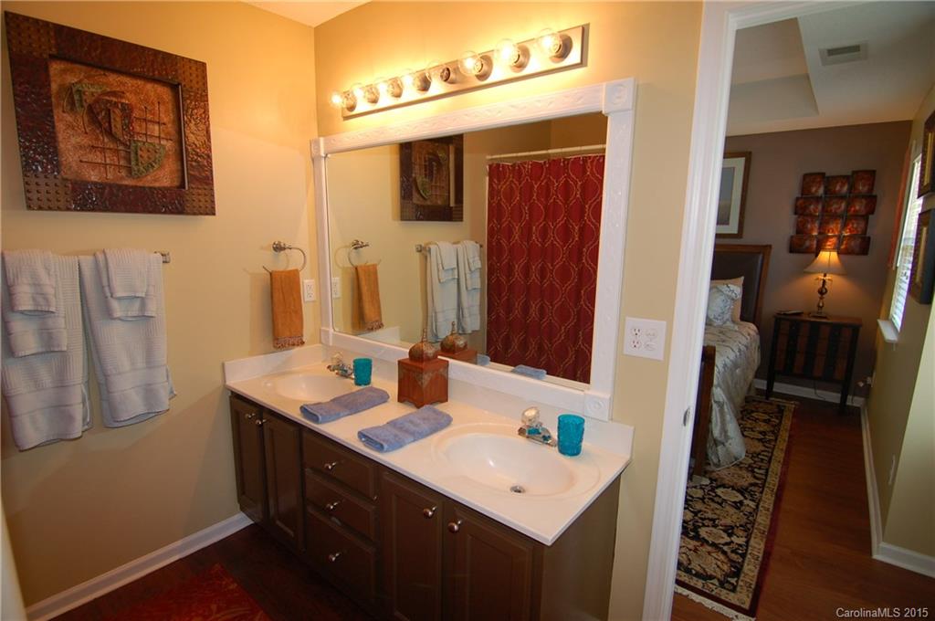 Sadler Ridge - Residential