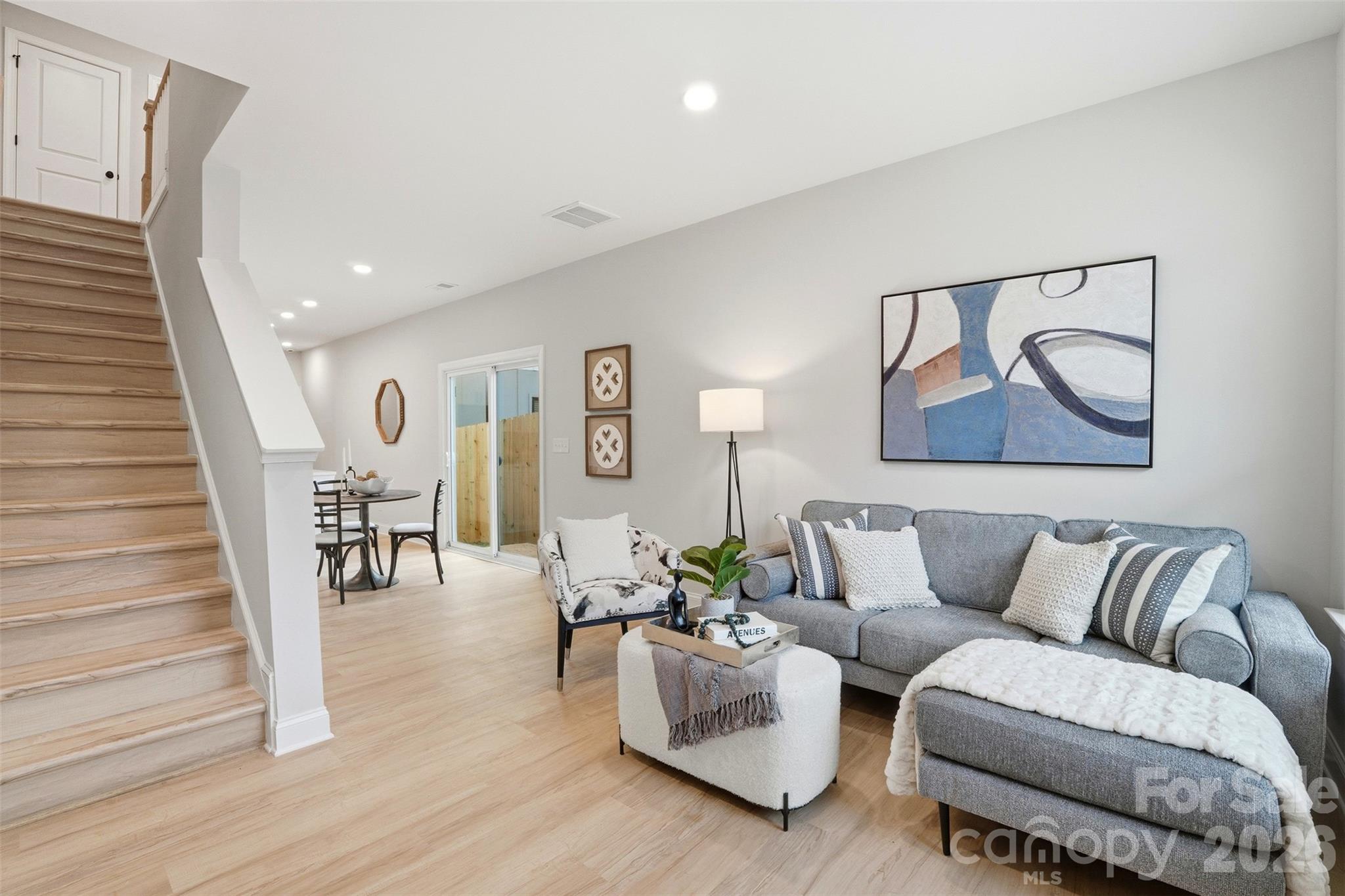 4504/4506 W Tyvola Road