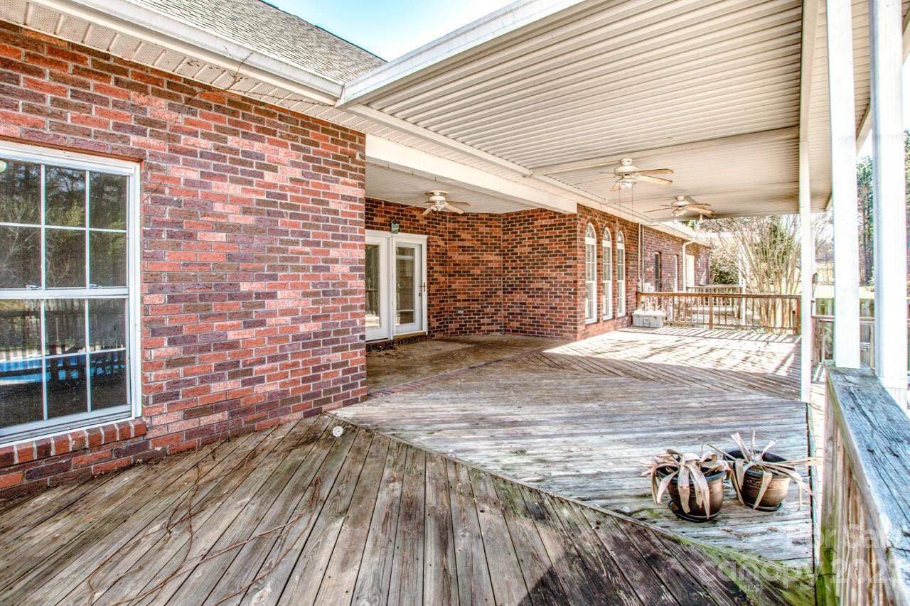 Long Ferry Farms - Residential