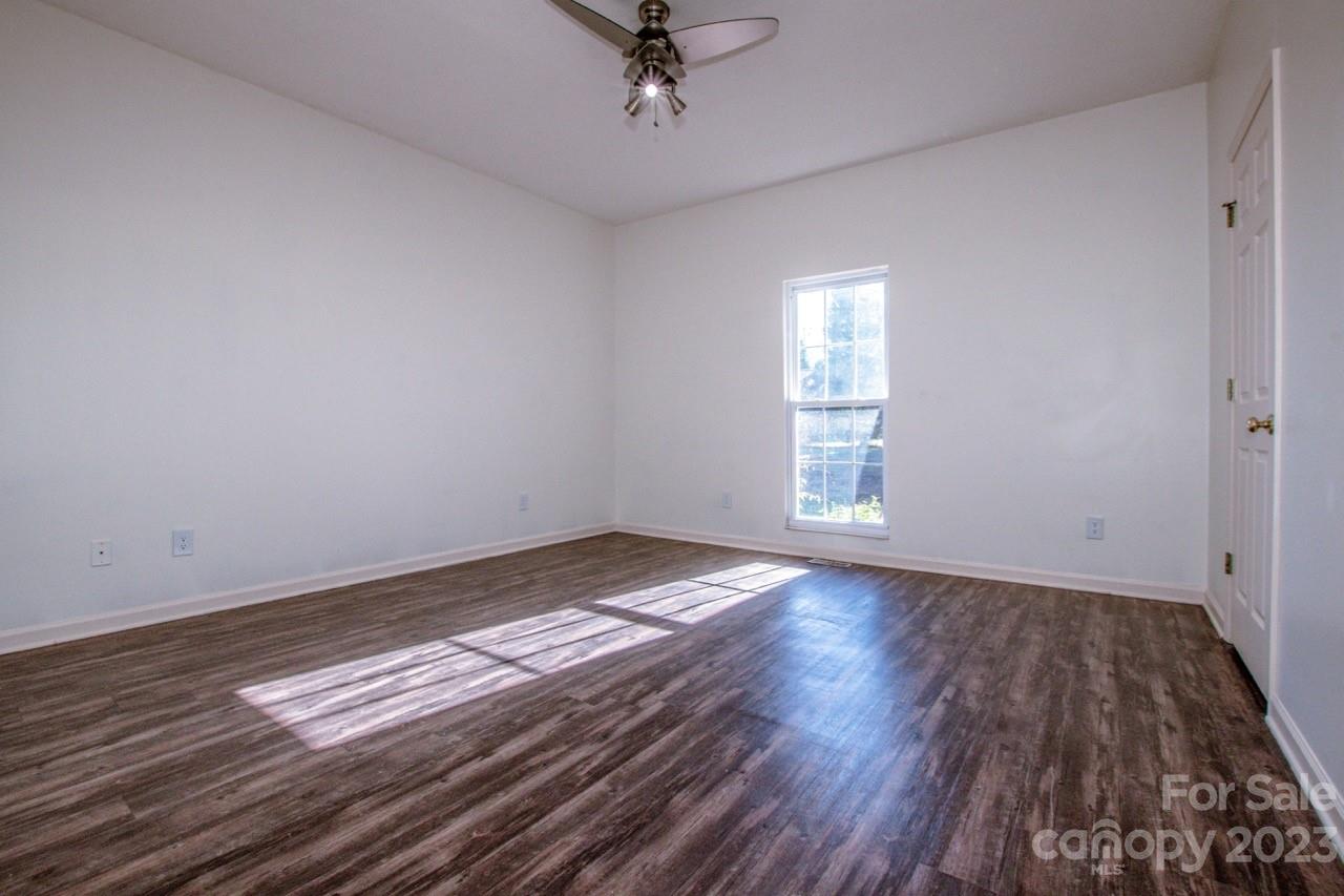 Long Ferry Farms - Residential