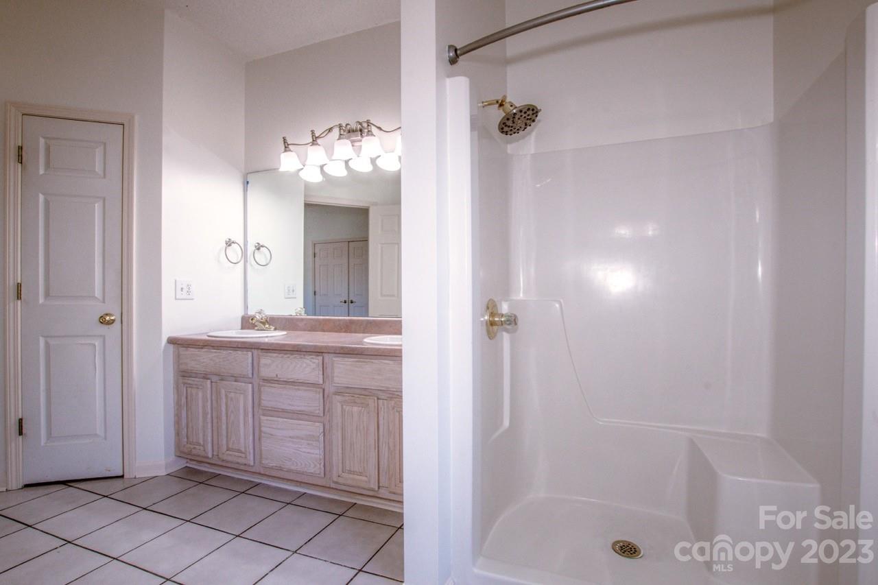 Long Ferry Farms - Residential