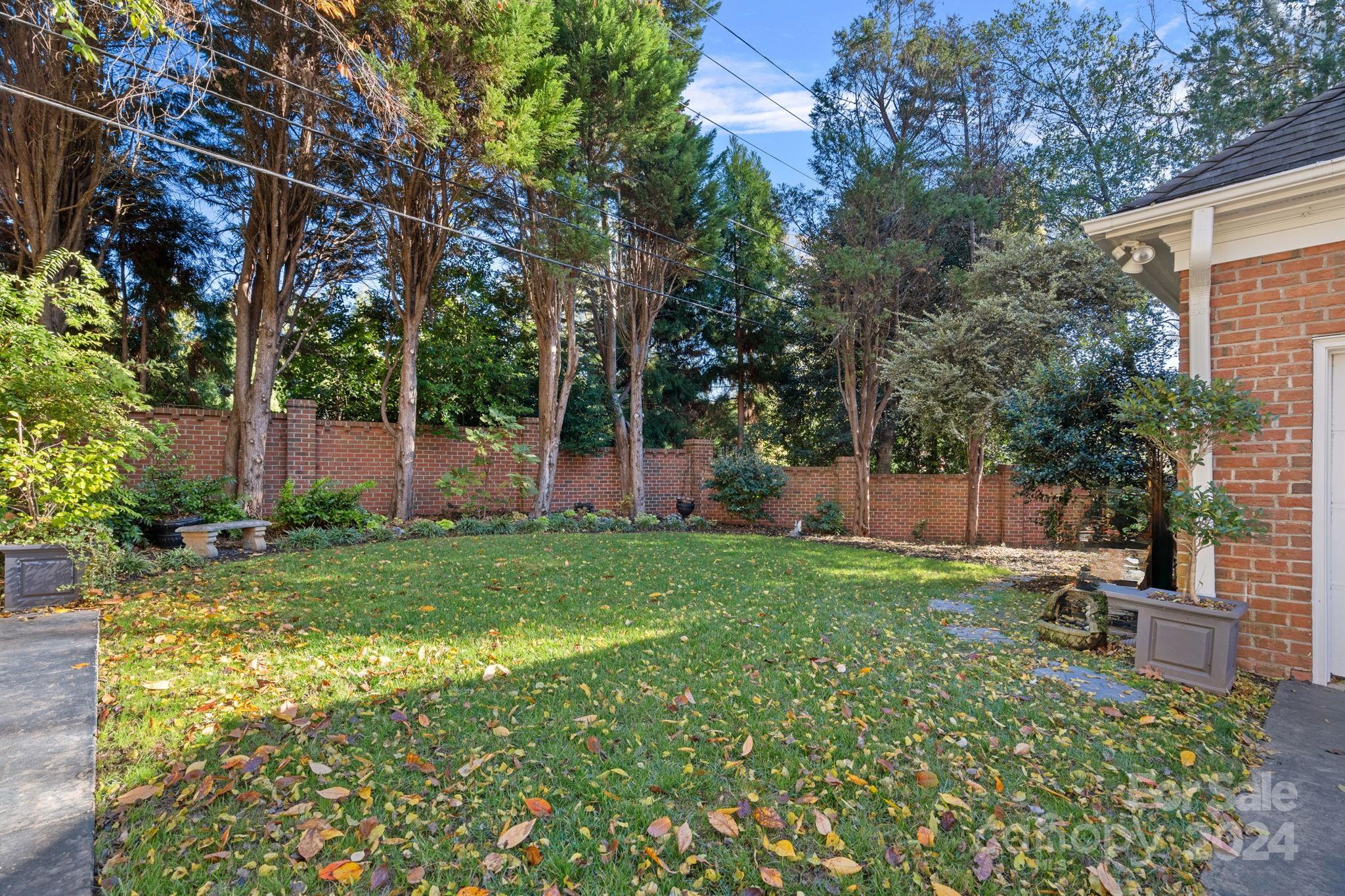 Myers Park - Residential