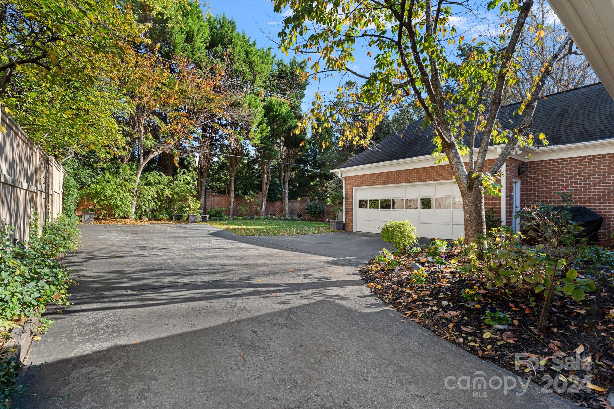 Myers Park - Residential