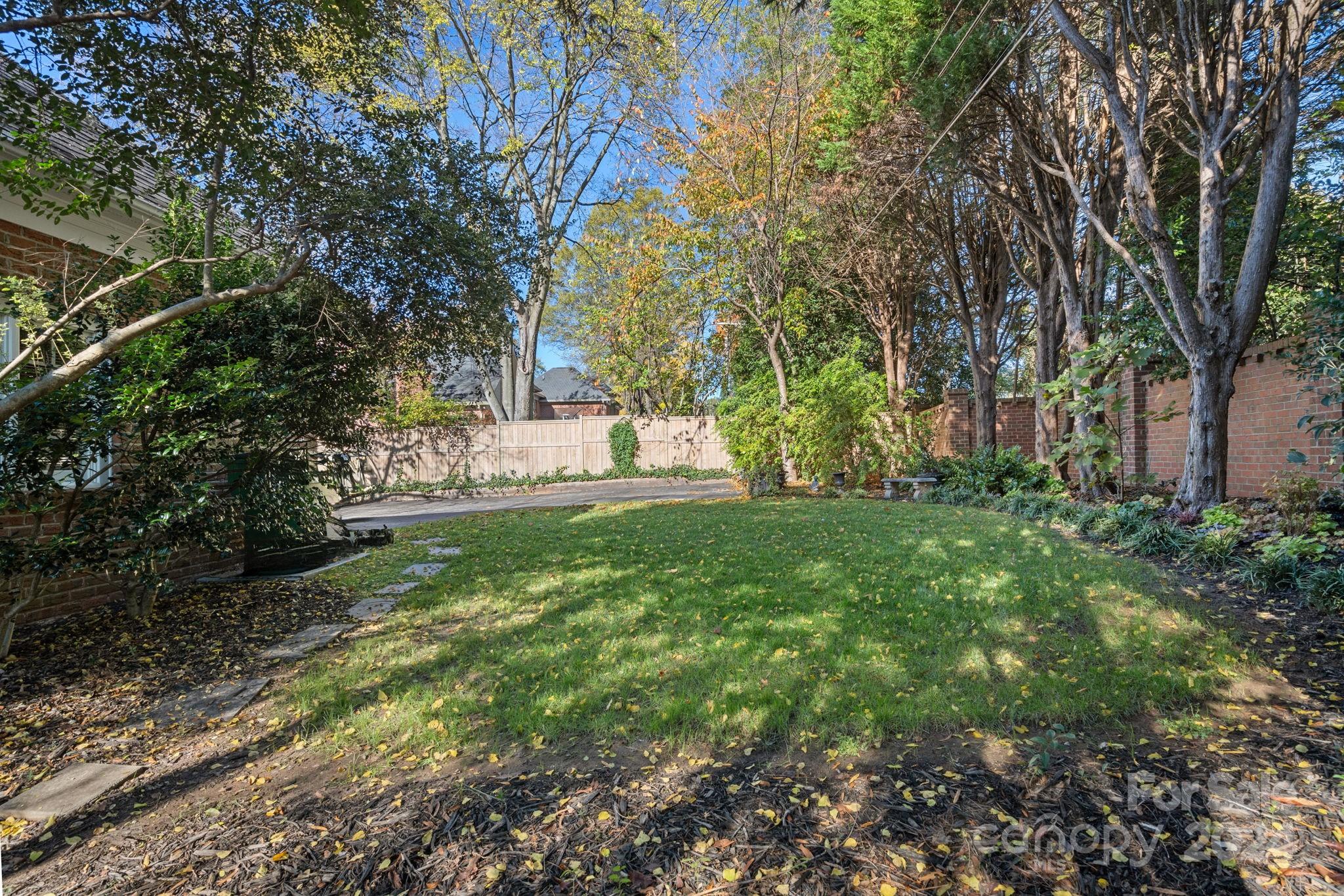 Myers Park - Residential