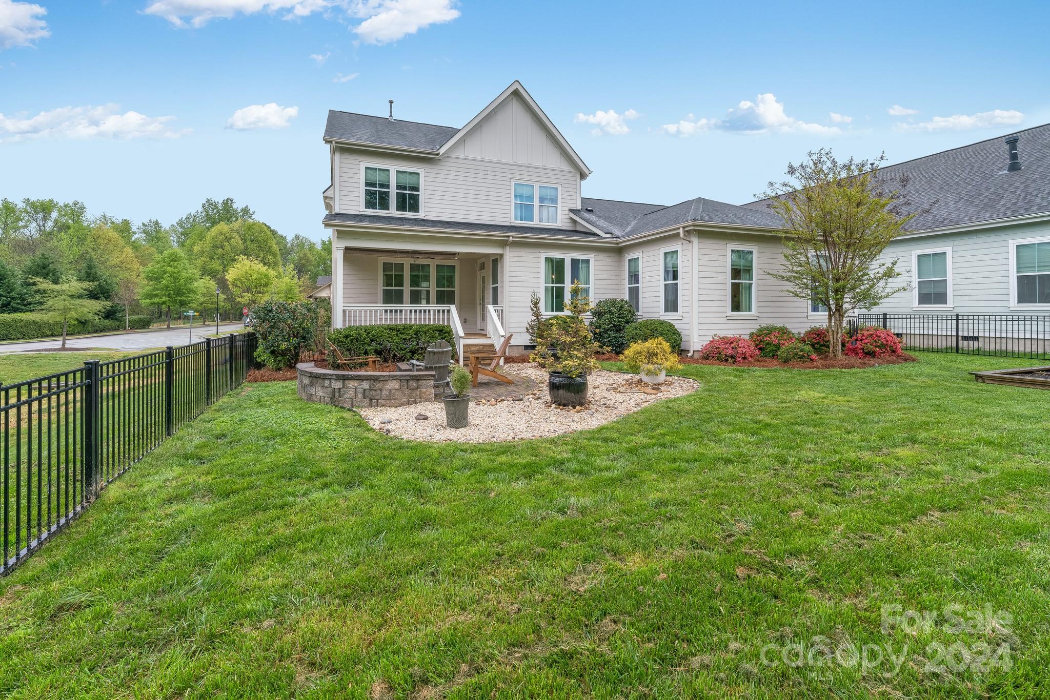 Riverwalk - Residential