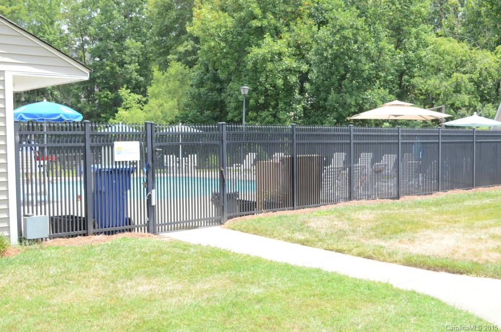 Woodside Falls - Residential