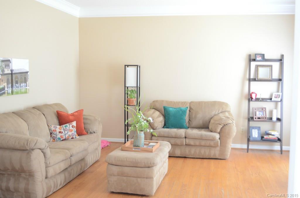 Woodside Falls - Residential