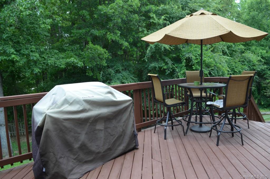 Woodside Falls - Residential