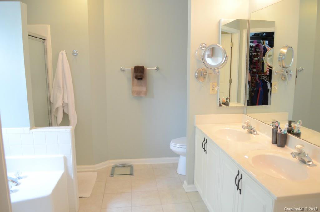 Woodside Falls - Residential