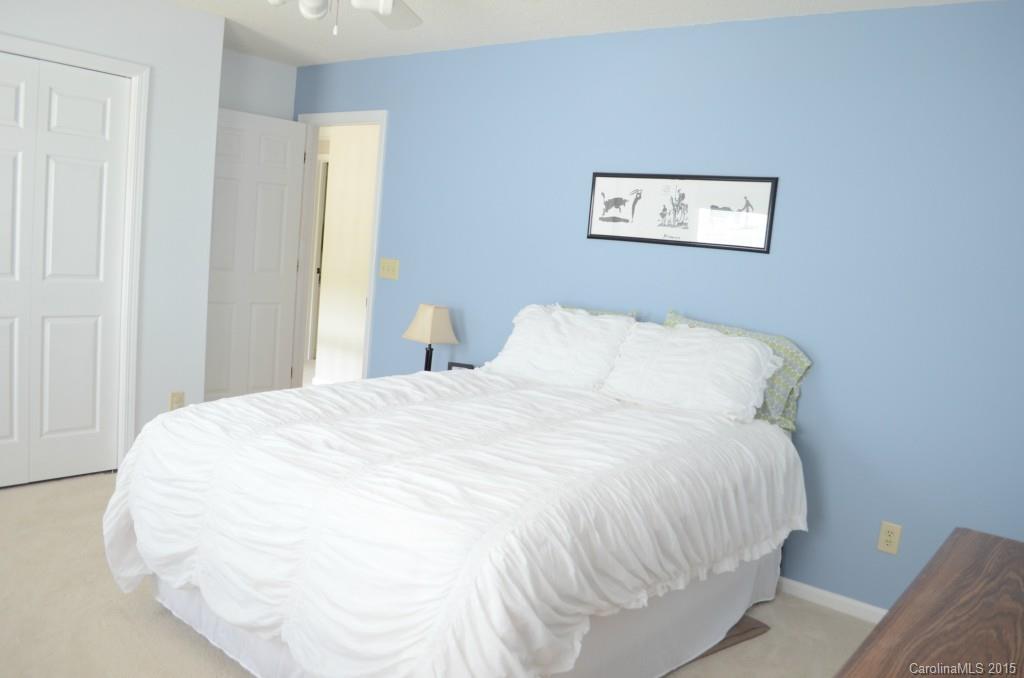 Woodside Falls - Residential