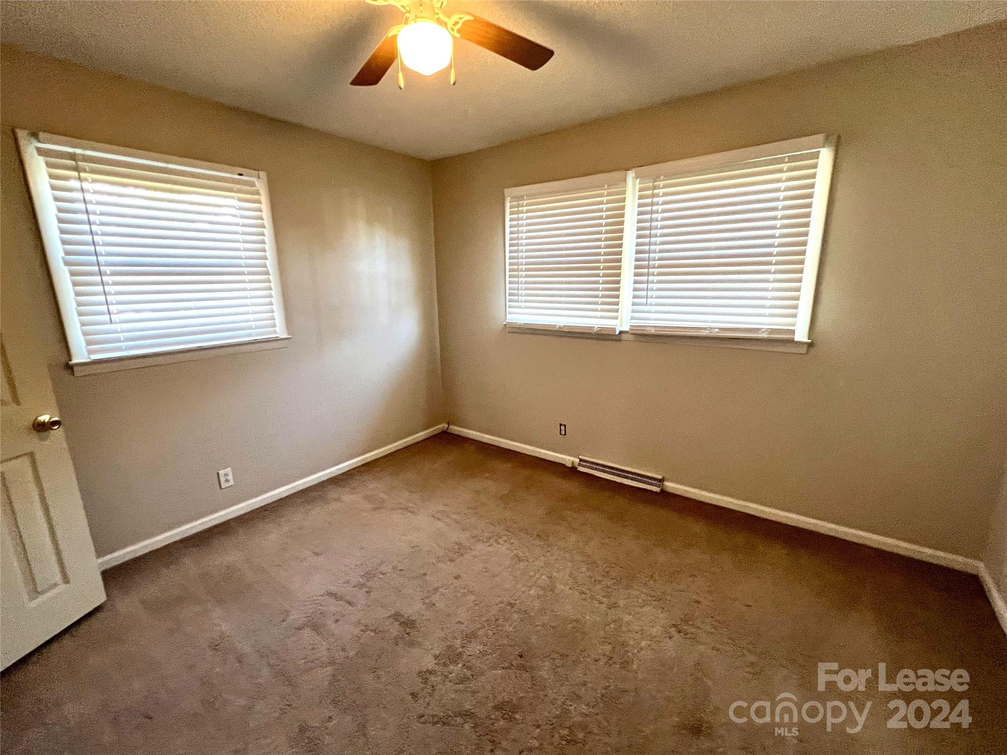 Crestwood - Residential Lease