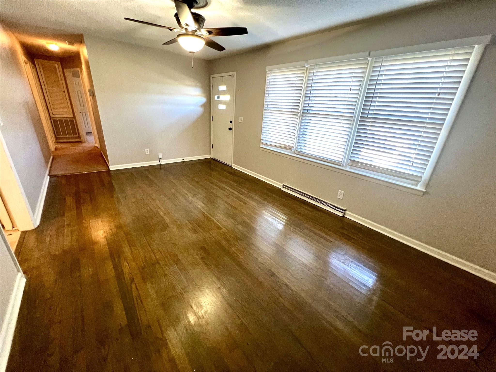 Crestwood - Residential Lease
