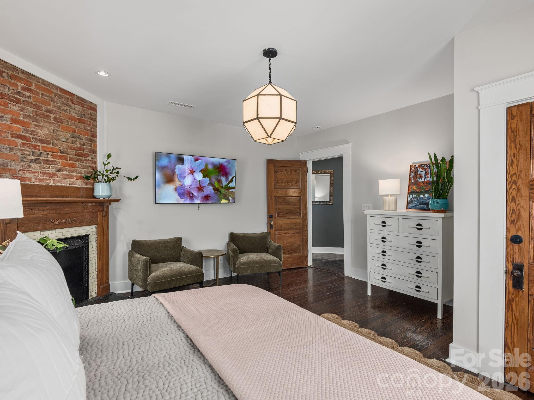 Montford - Residential