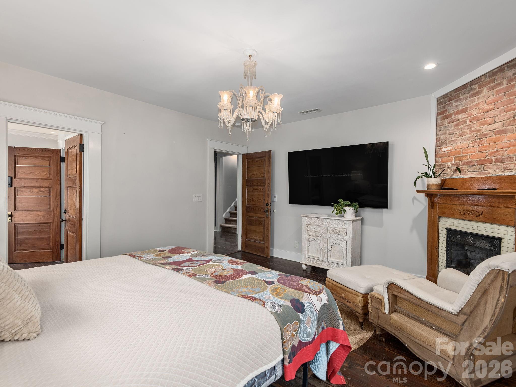 Montford - Residential