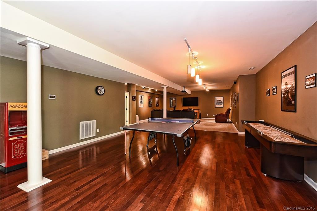 Knightsbridge - Residential