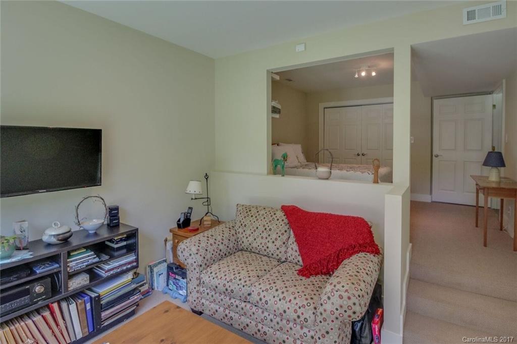 Tega Cay - Residential