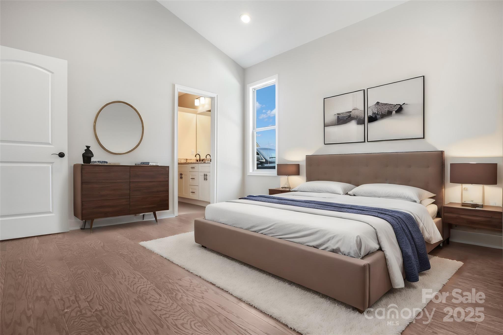 Hickory, North Carolina 28601, United States, 2 Bedrooms Bedrooms, ,2 BathroomsBathrooms,Residential,Active,222987