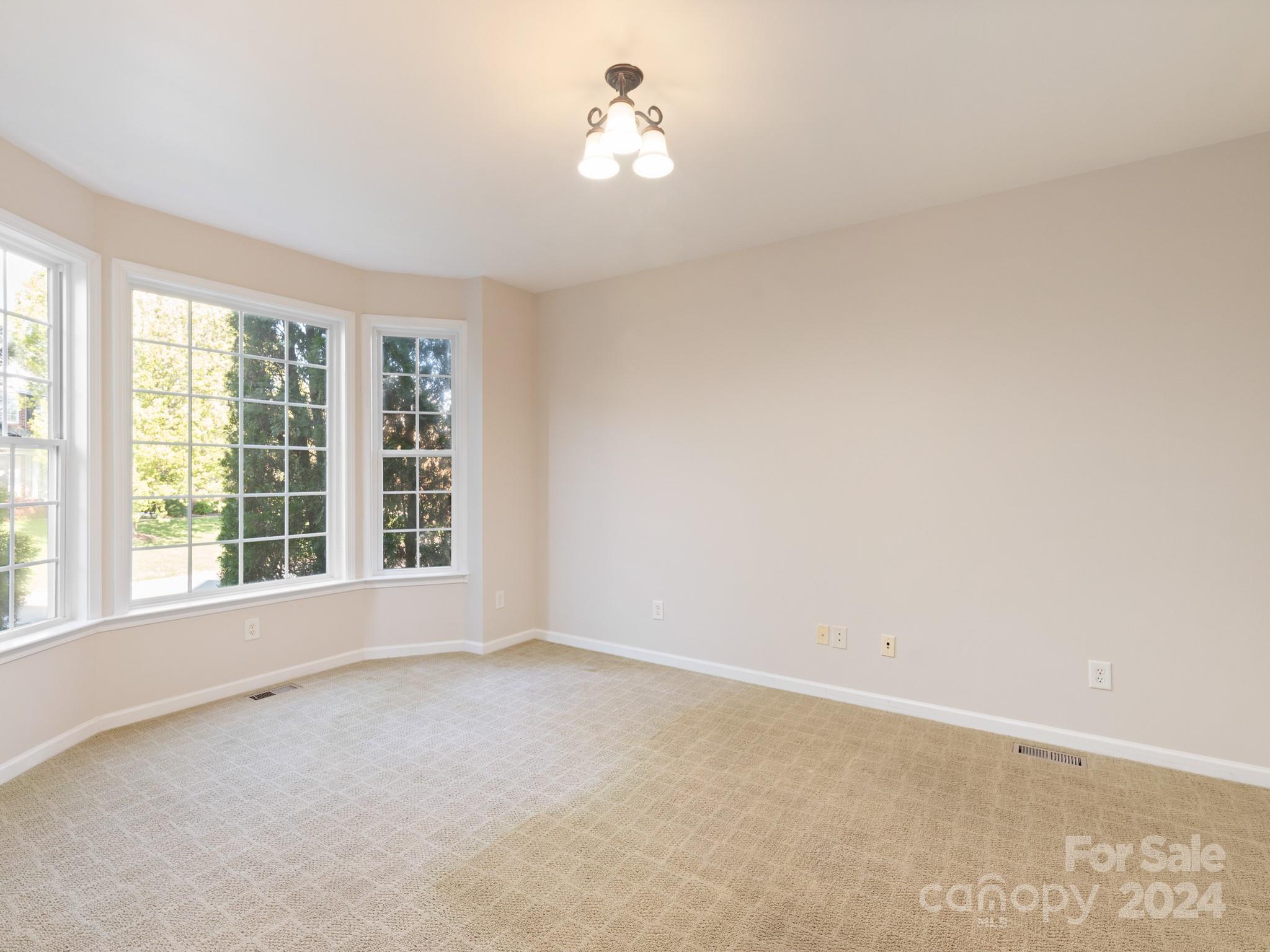 Hunter Oaks - Residential