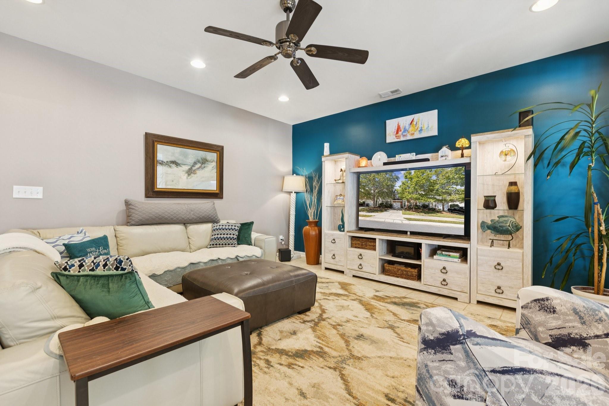 Glen Laurel - Residential