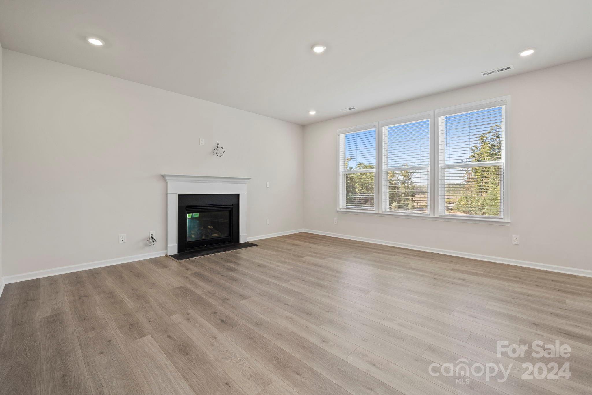 River Falls - Residential