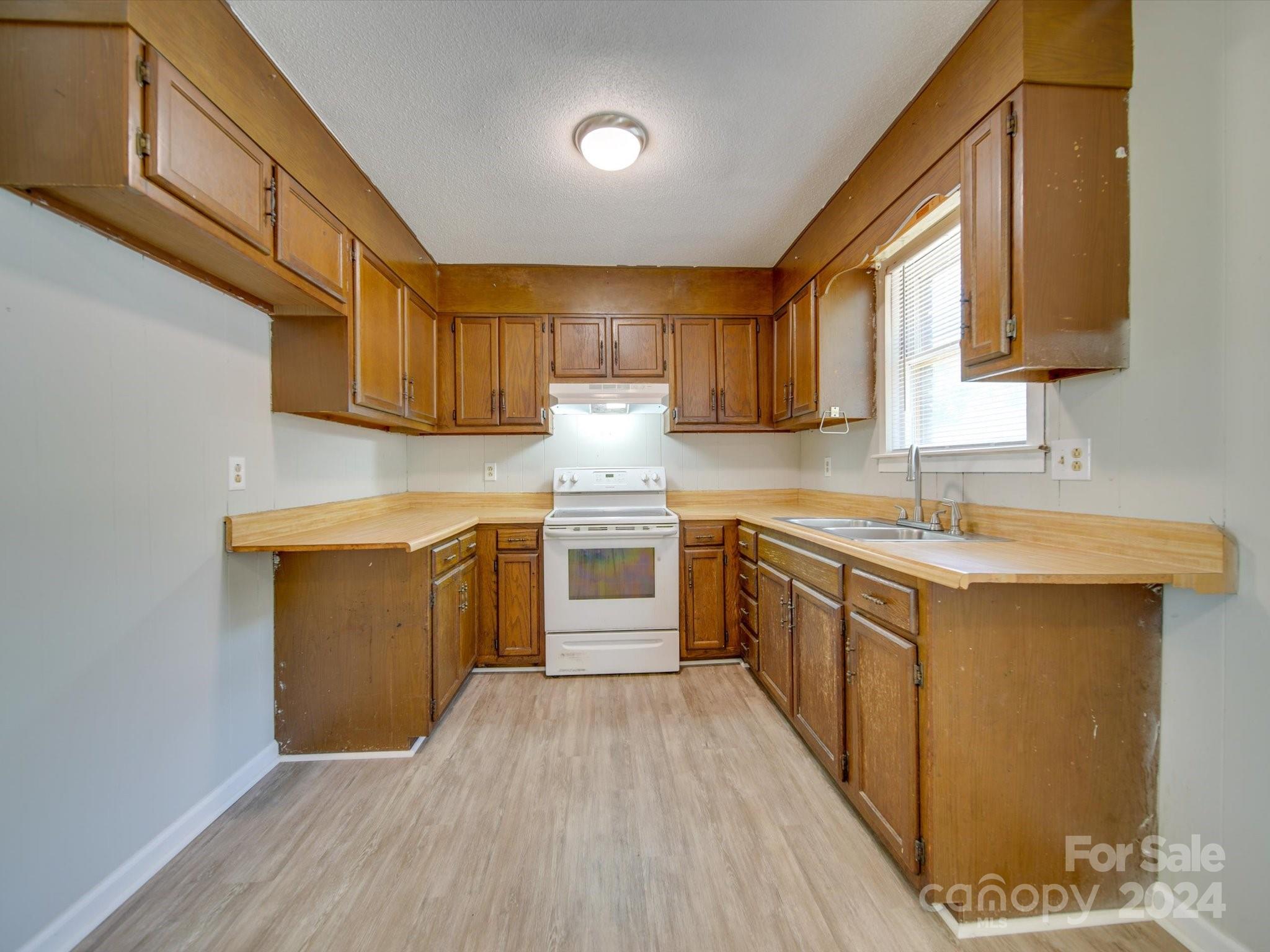 Sherwood Forest - Residential