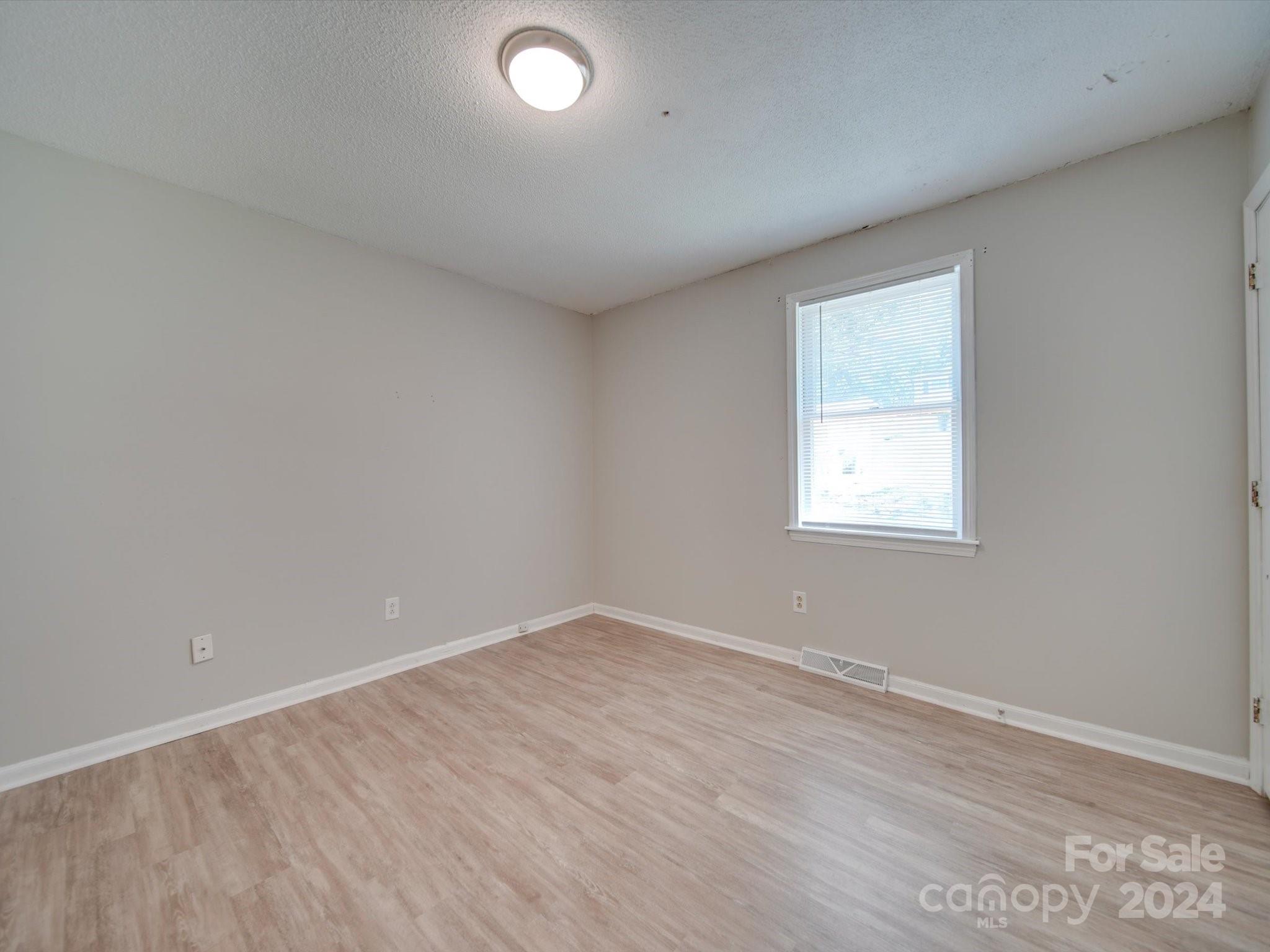 Sherwood Forest - Residential