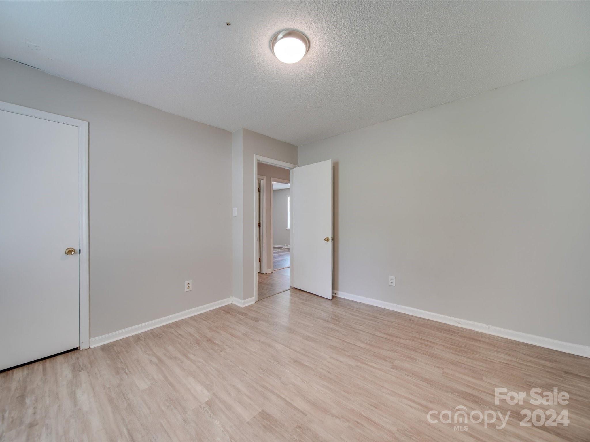 Sherwood Forest - Residential