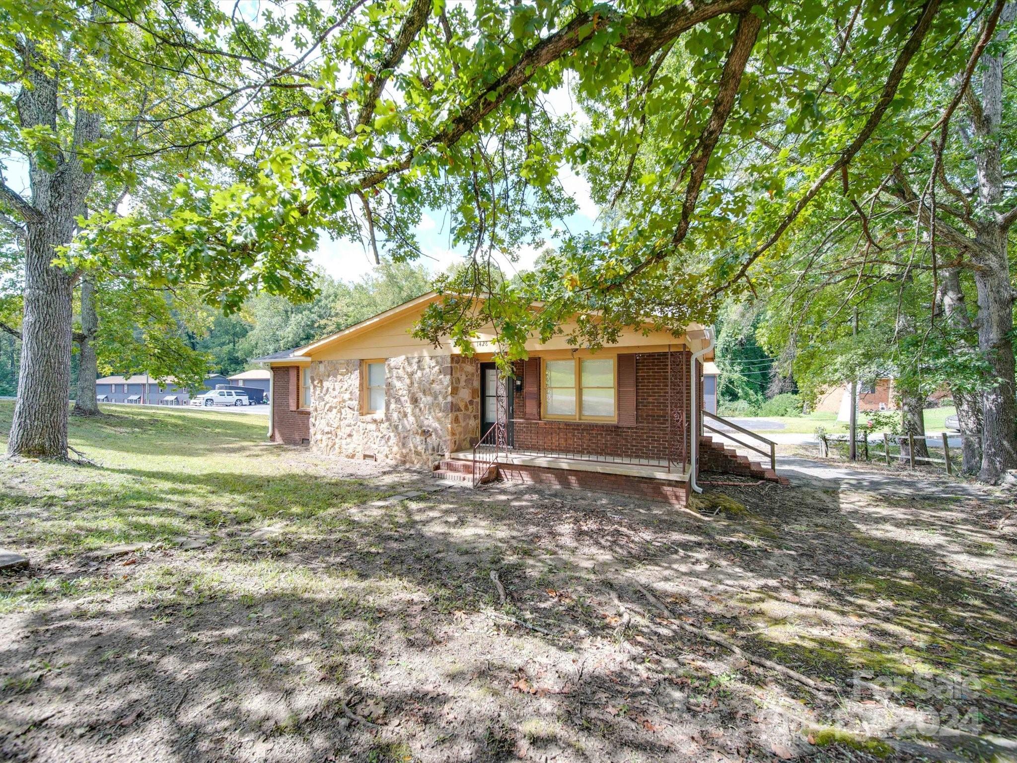 Sherwood Forest - Residential