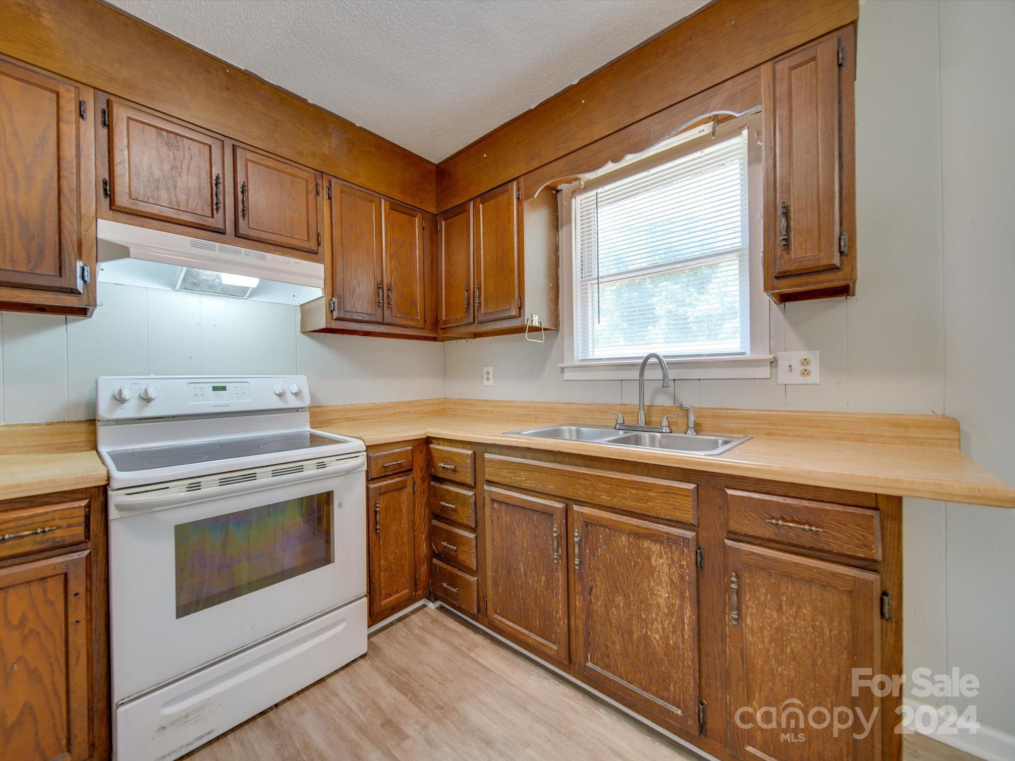 Sherwood Forest - Residential