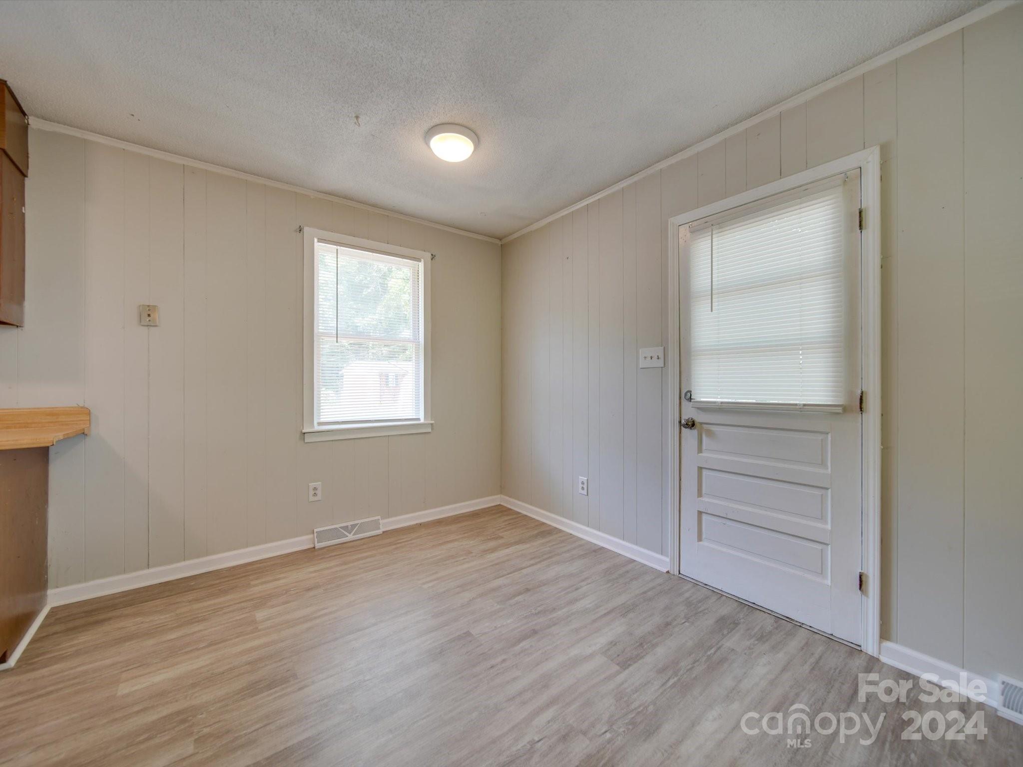 Sherwood Forest - Residential