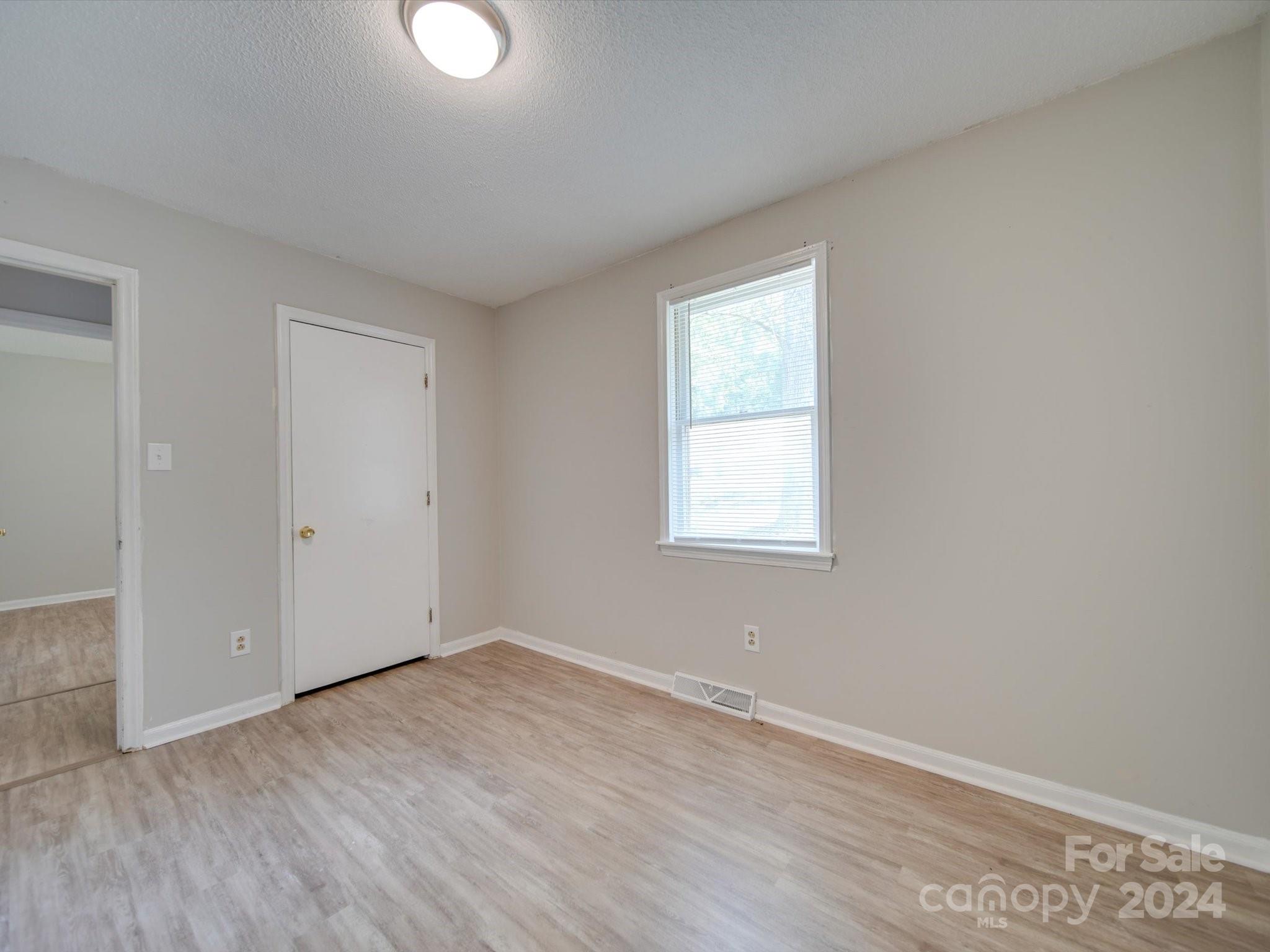 Sherwood Forest - Residential