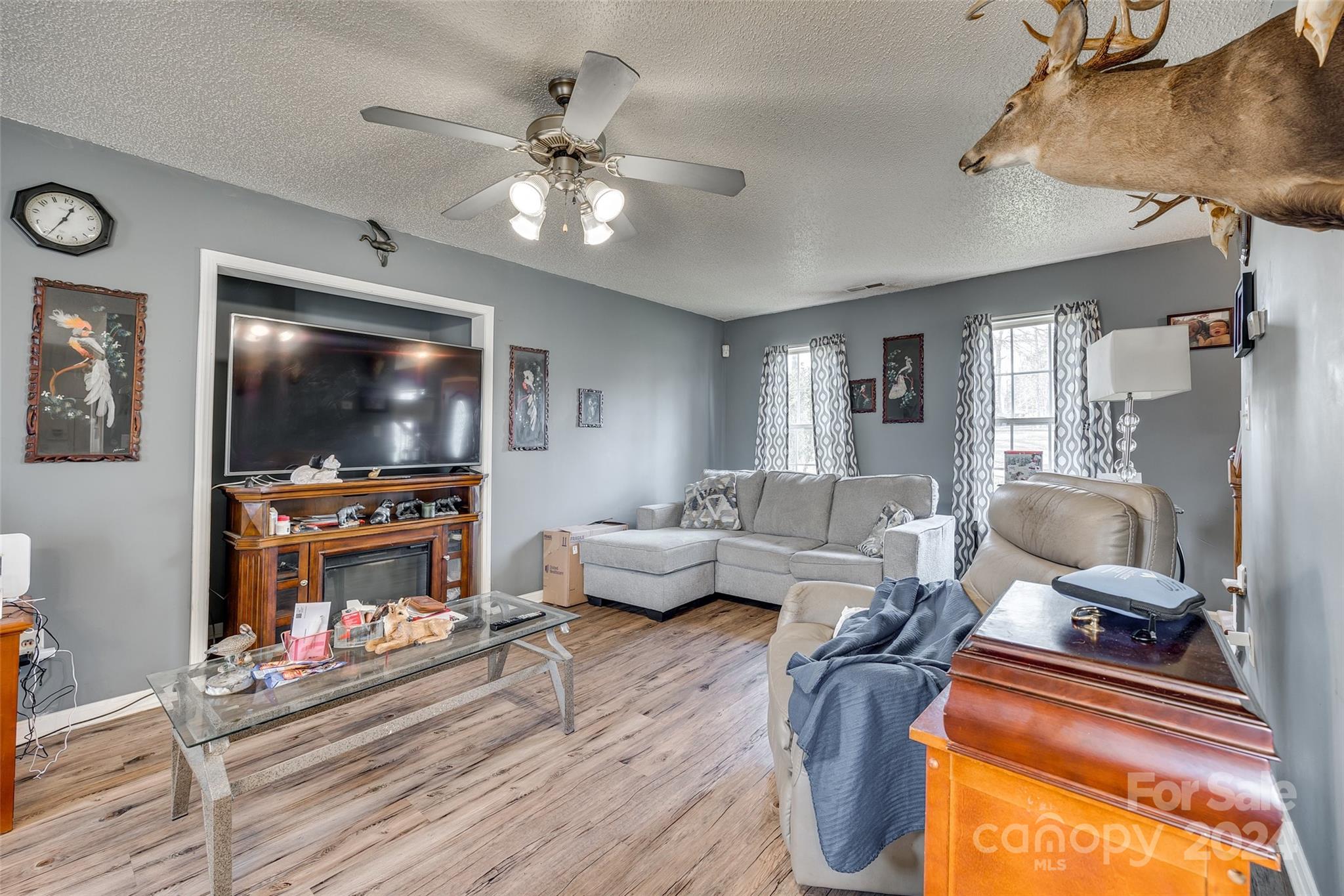 Country Club Heights - Residential