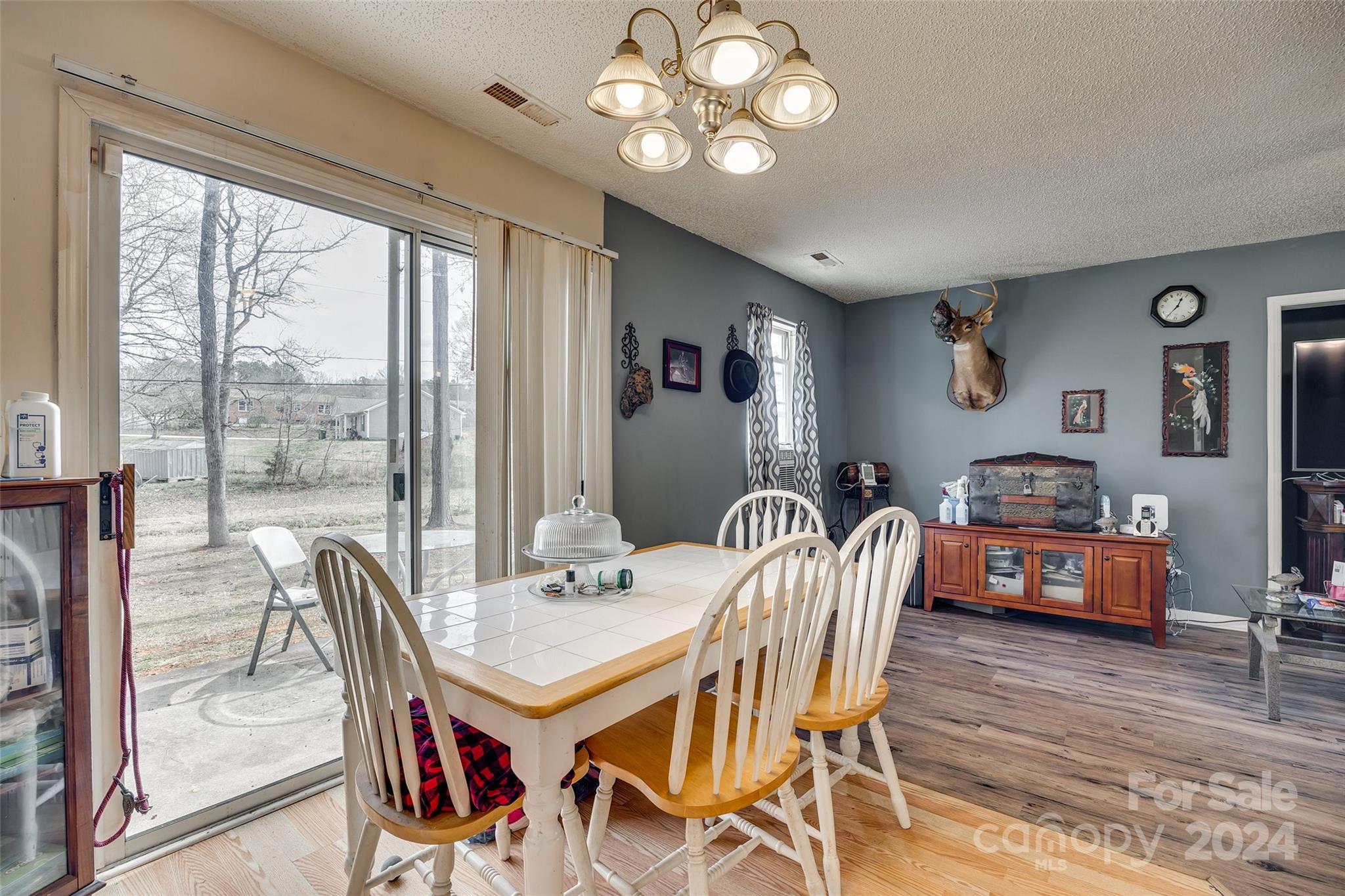 Country Club Heights - Residential