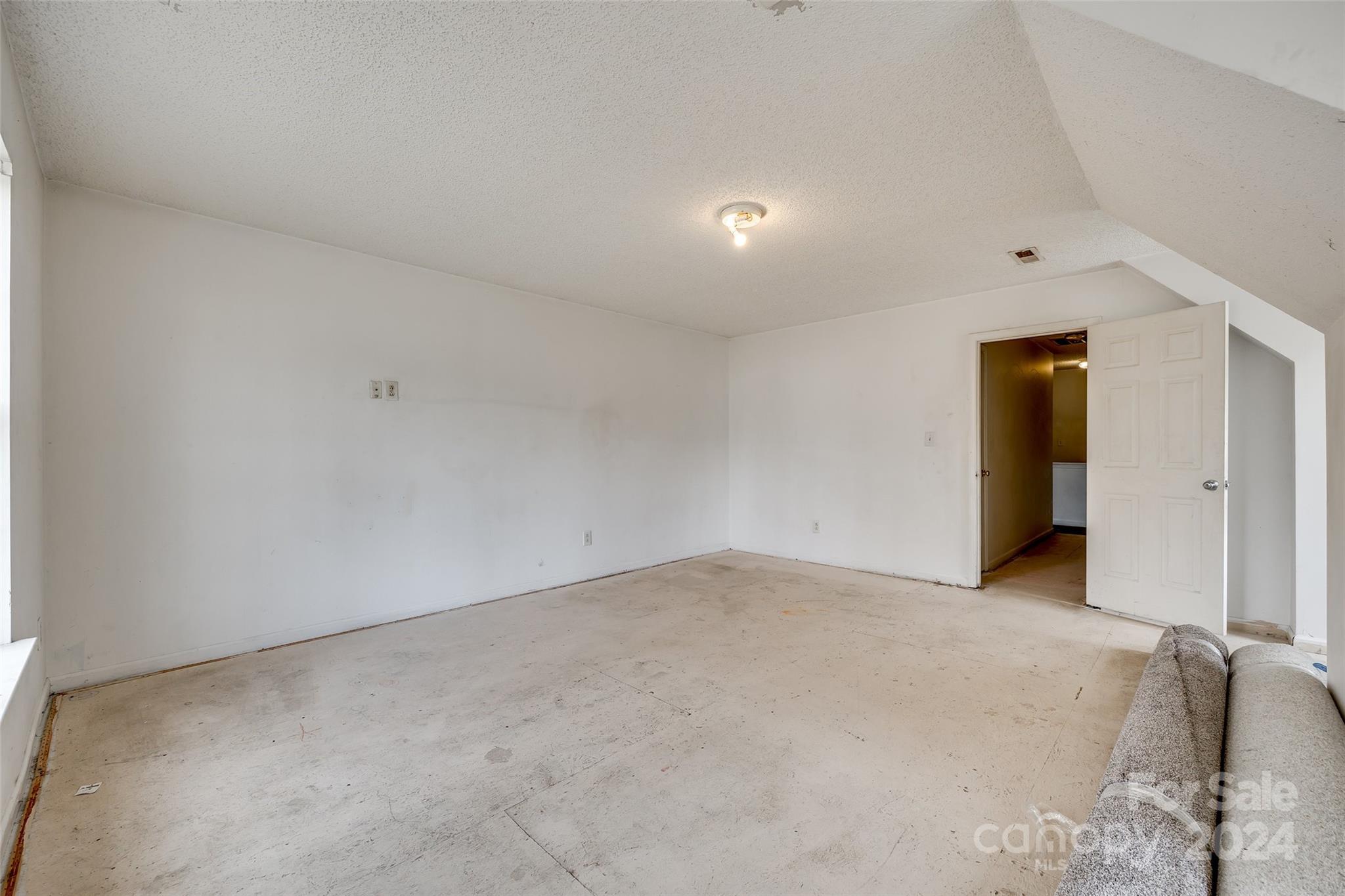 Country Club Heights - Residential