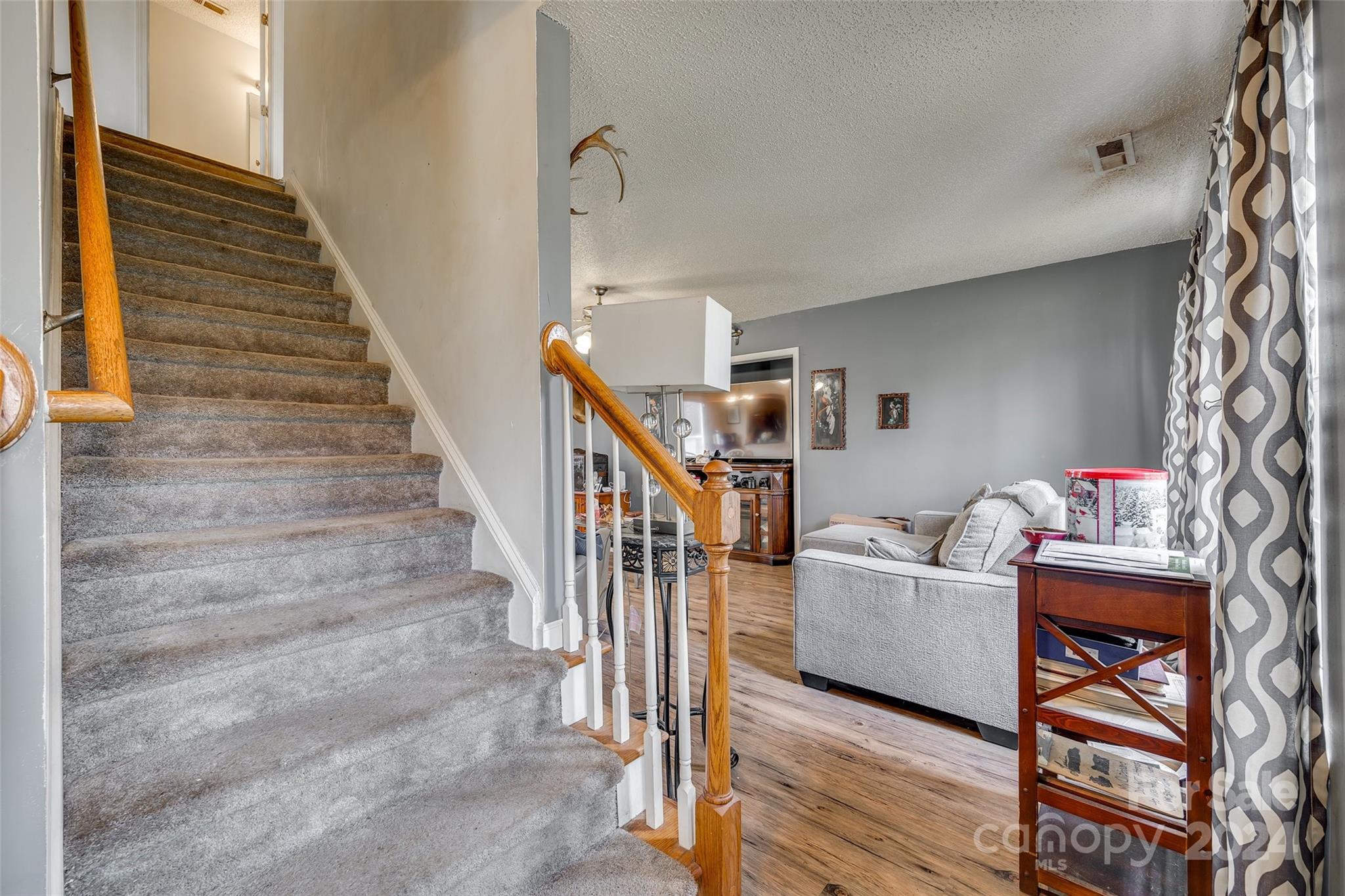 Country Club Heights - Residential