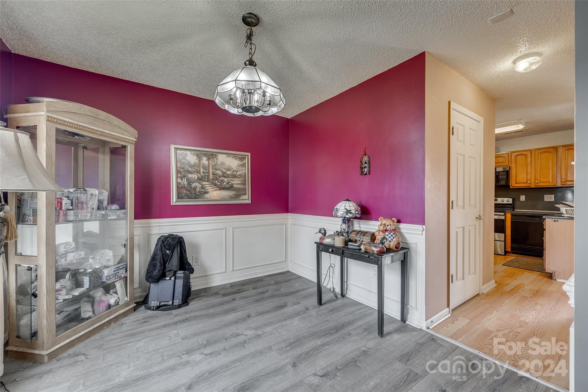 Country Club Heights - Residential