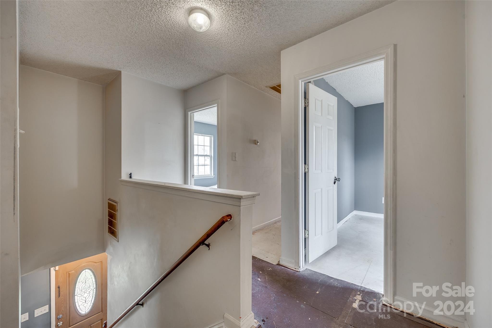 Country Club Heights - Residential