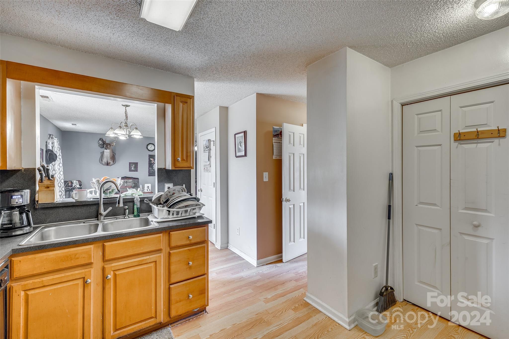 Country Club Heights - Residential