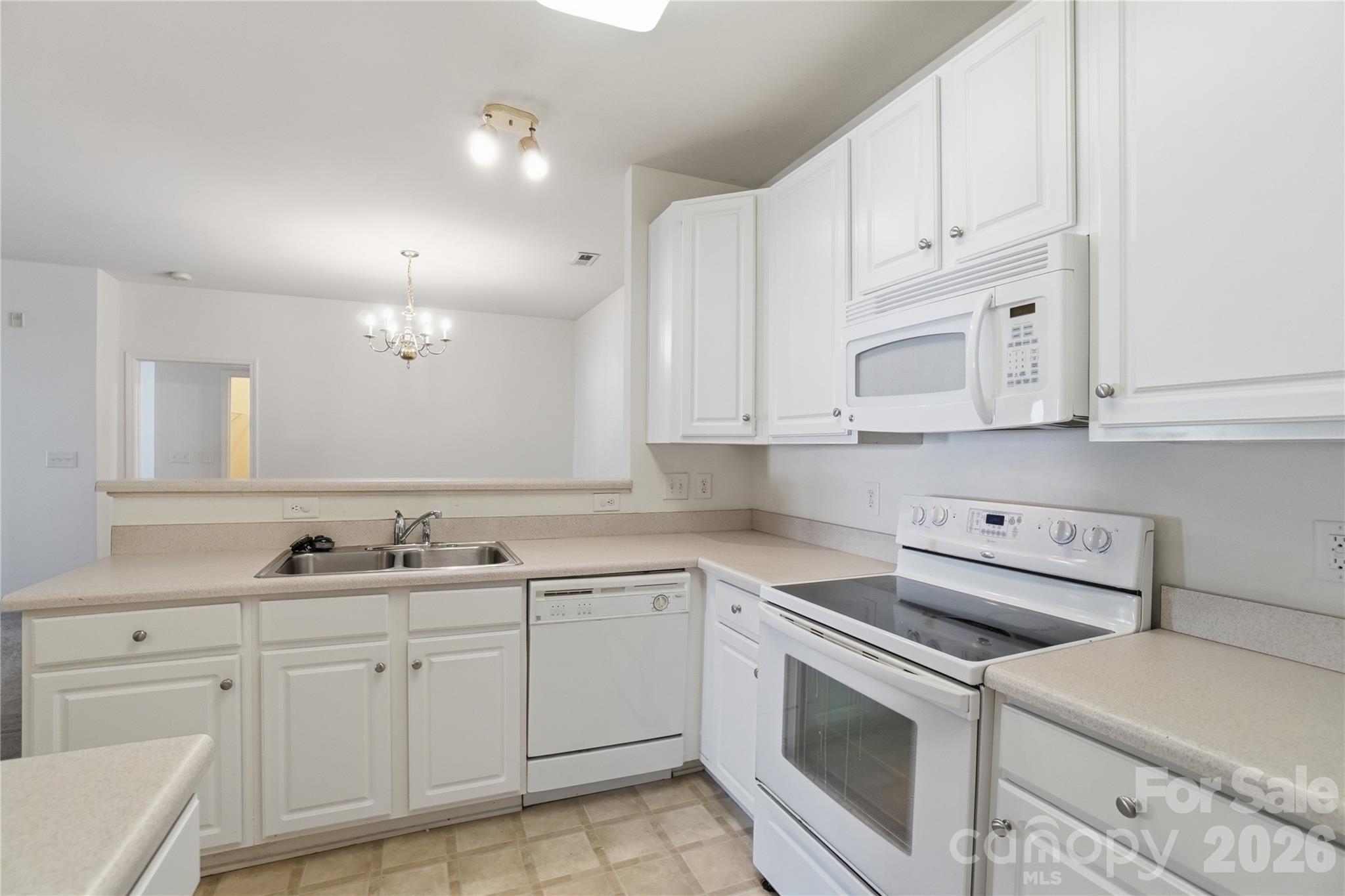 Alexander Chase - Residential