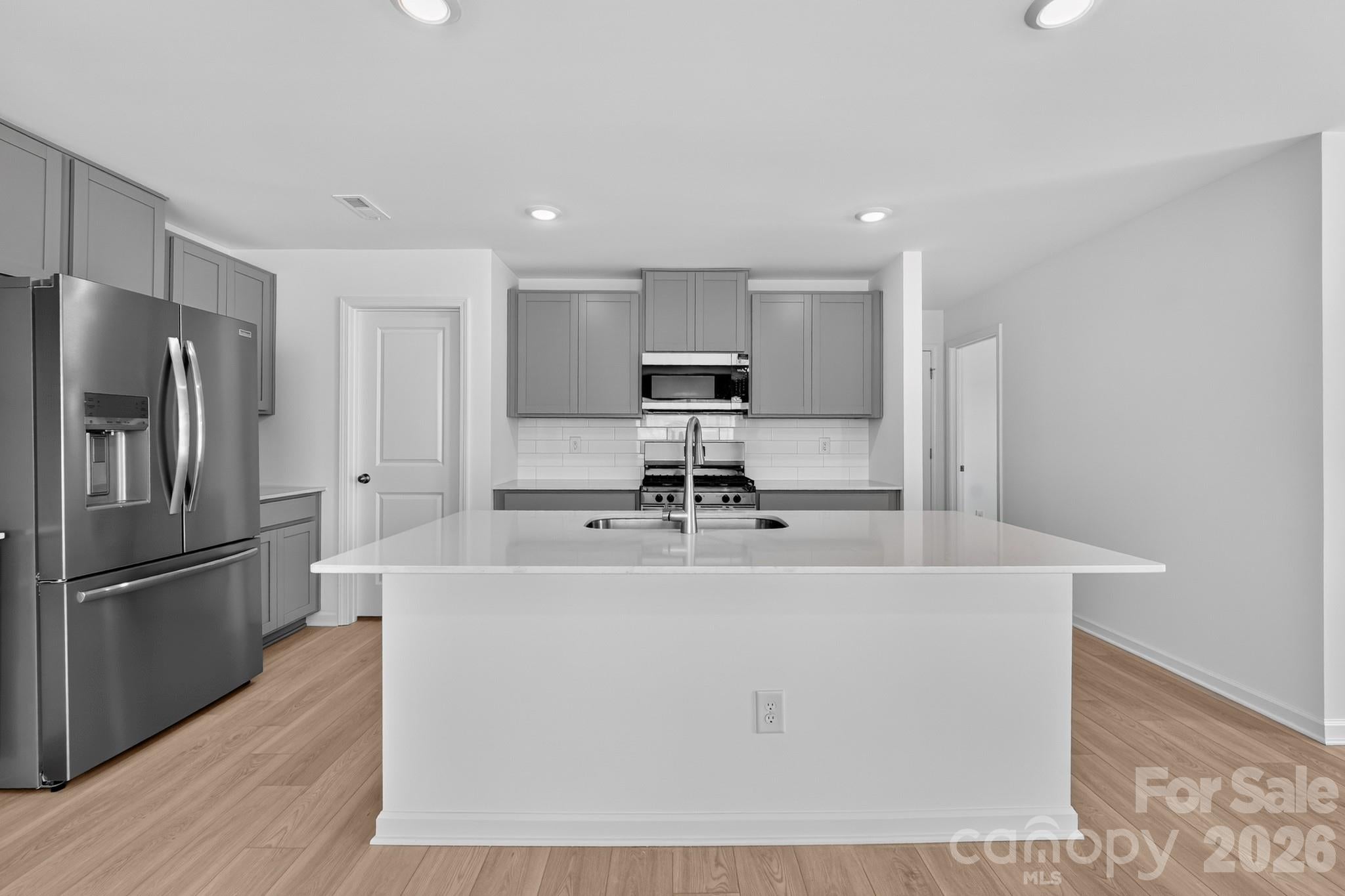 1250 Ambrosia Drive 90