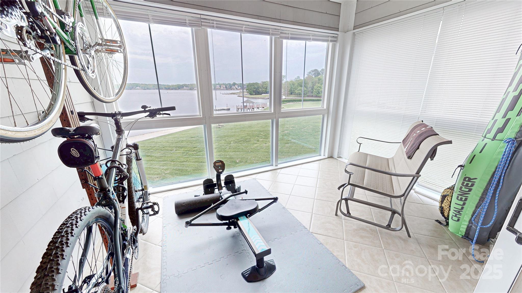 Lake Club - Residential