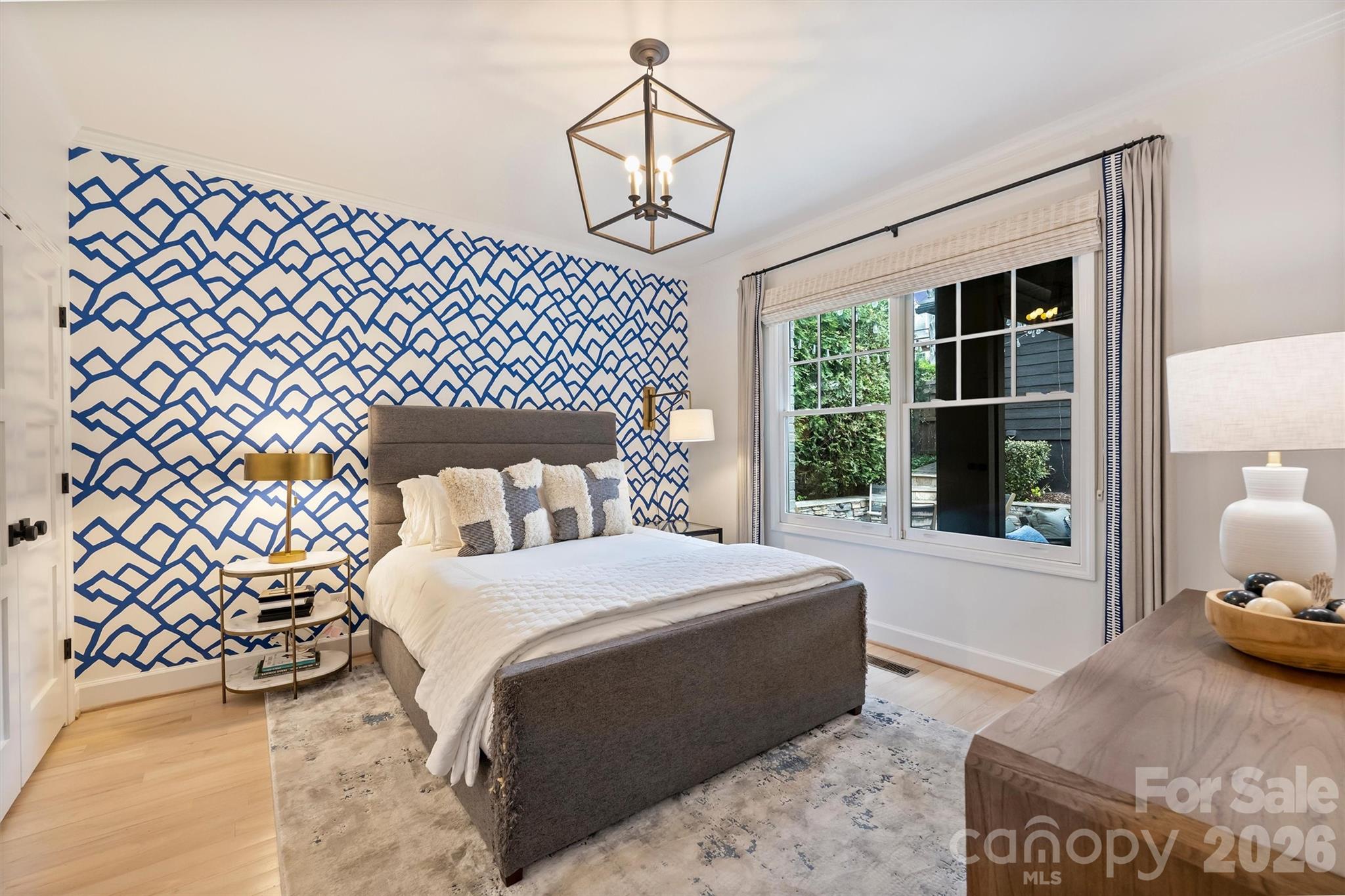 Elizabeth - Residential