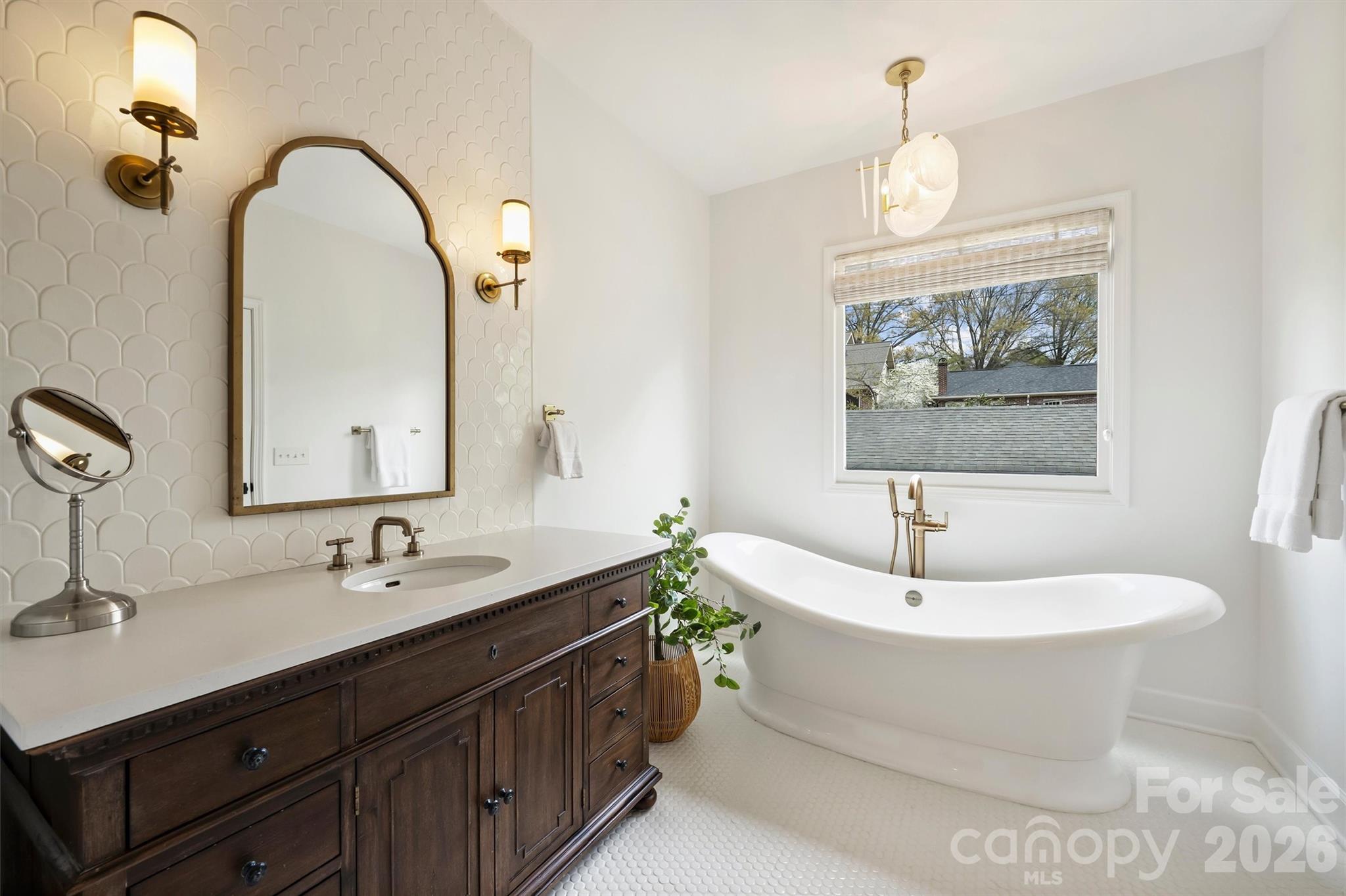 Elizabeth - Residential