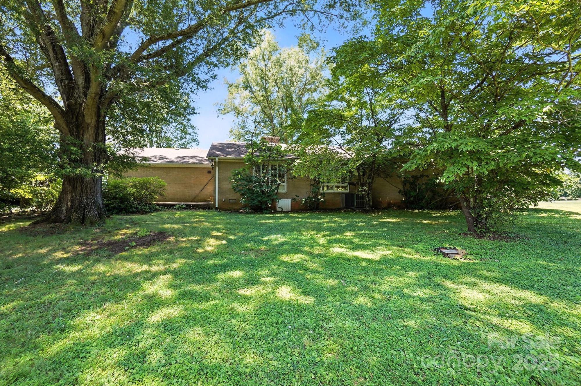 13909 Idlewild Road