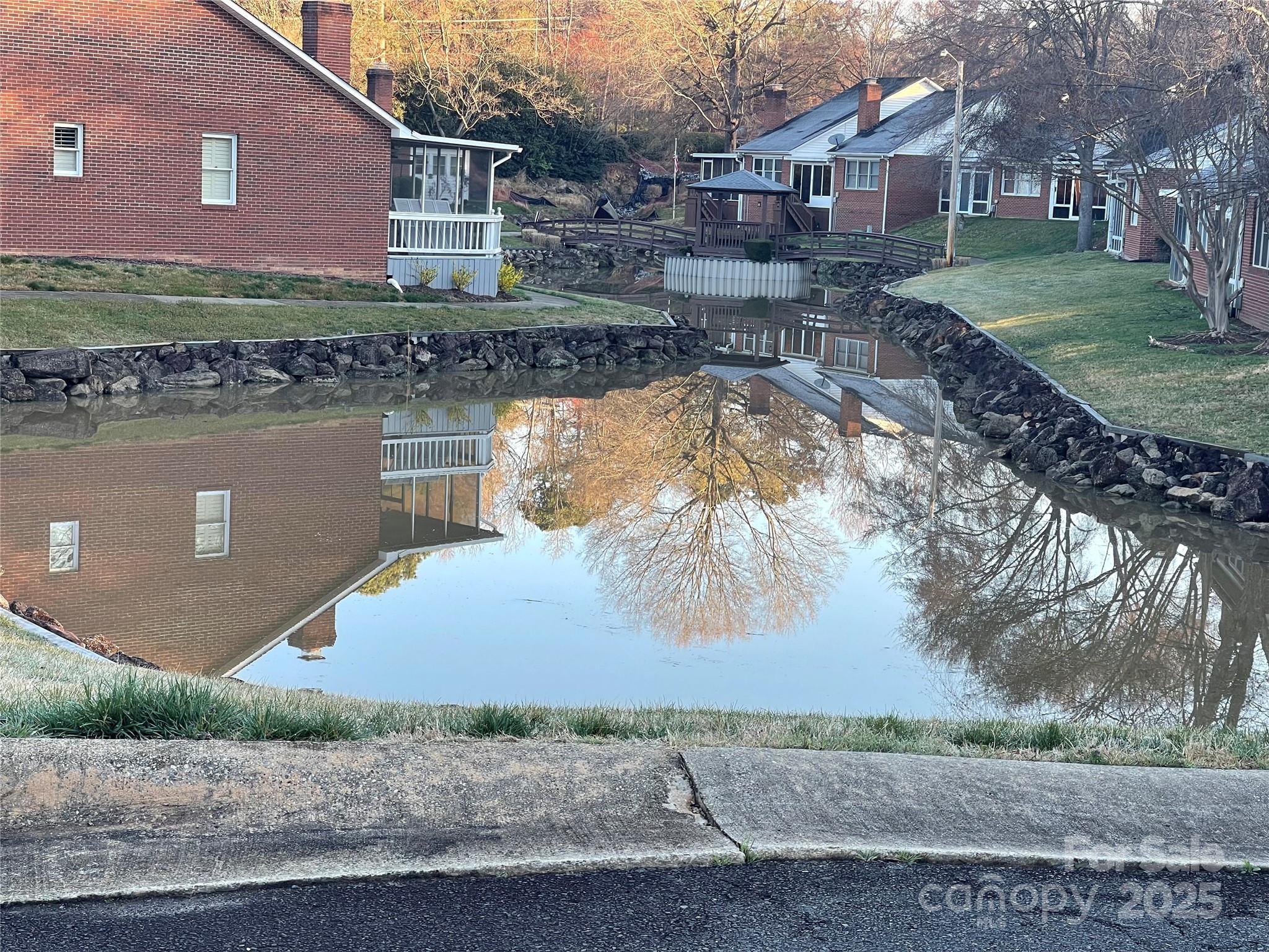 Twin Oaks - Residential