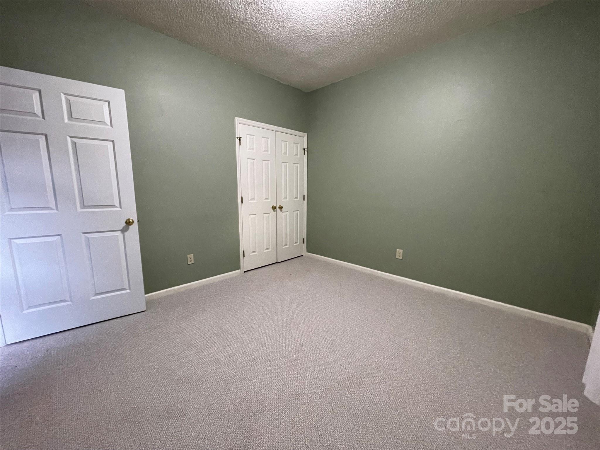 Twin Oaks - Residential