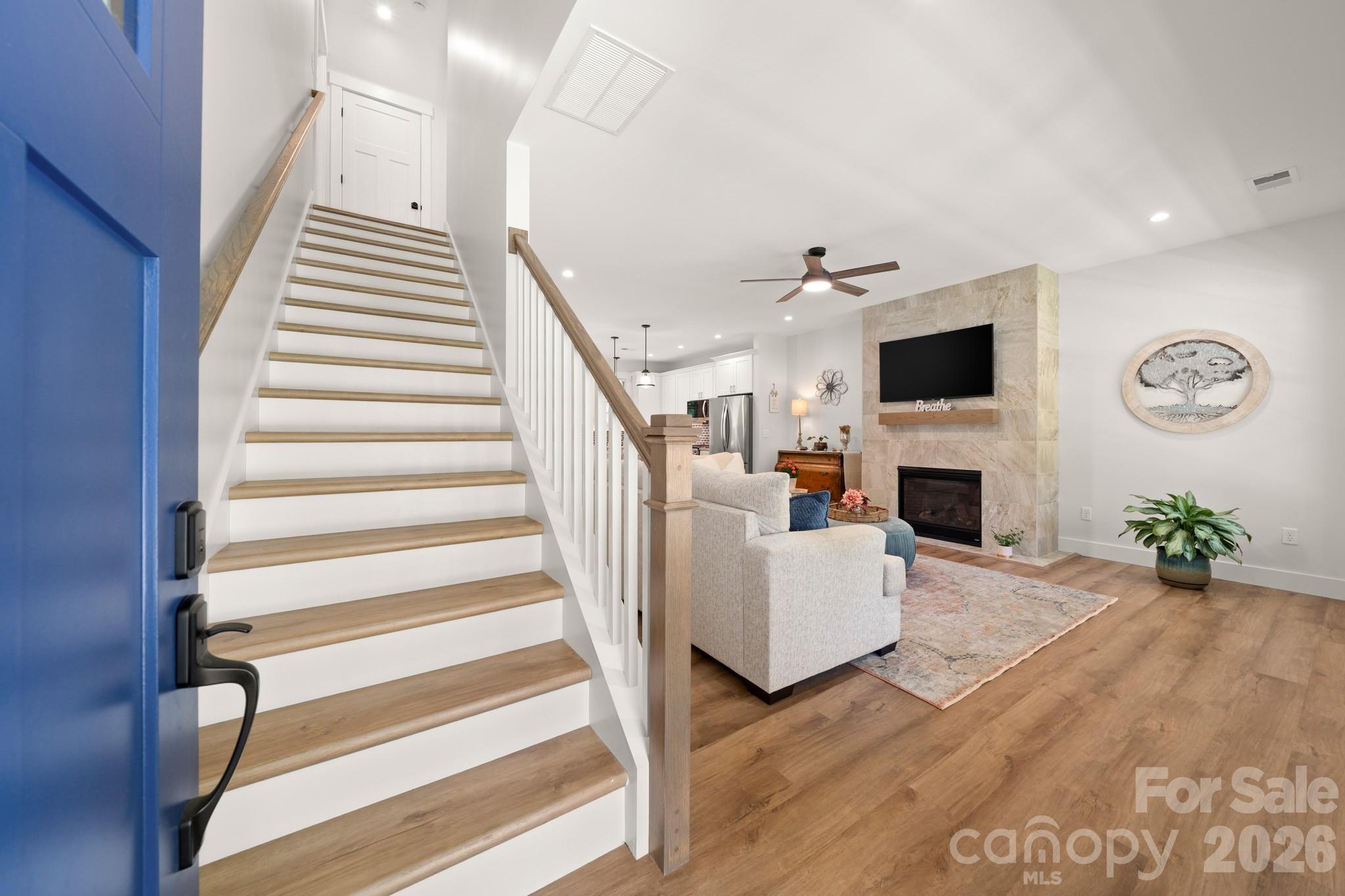 445 Governors View Road
