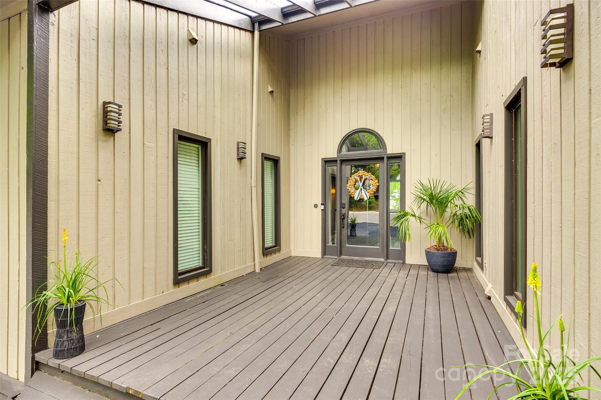 8014 Kiwi Point