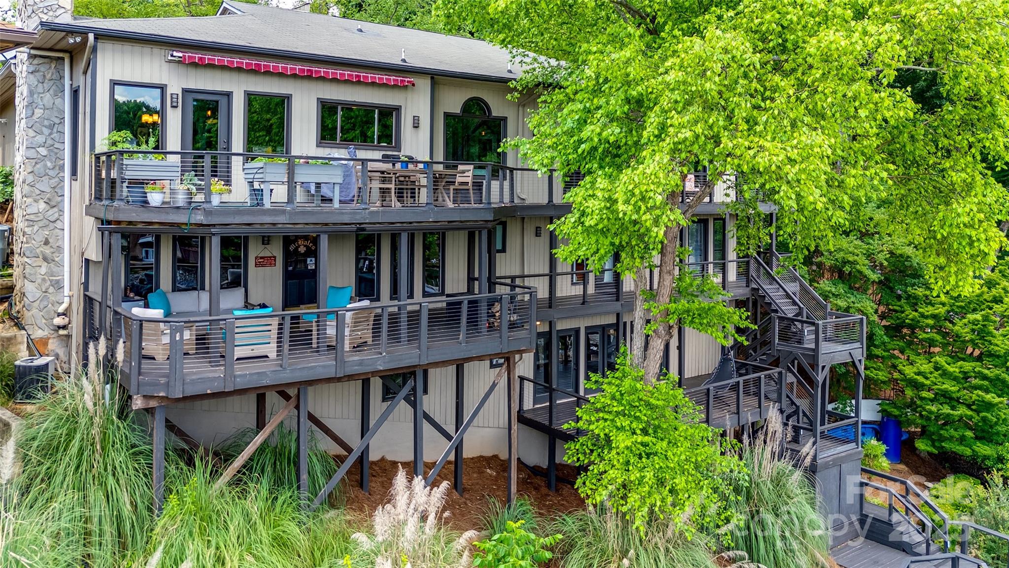 8014 Kiwi Point